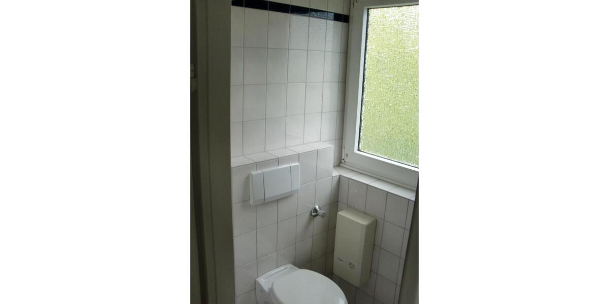 Dachgeschoßwohnung Ratingen - 2 Zimmer, 75 m&sup2;, 790&euro; | Angebot:26462870