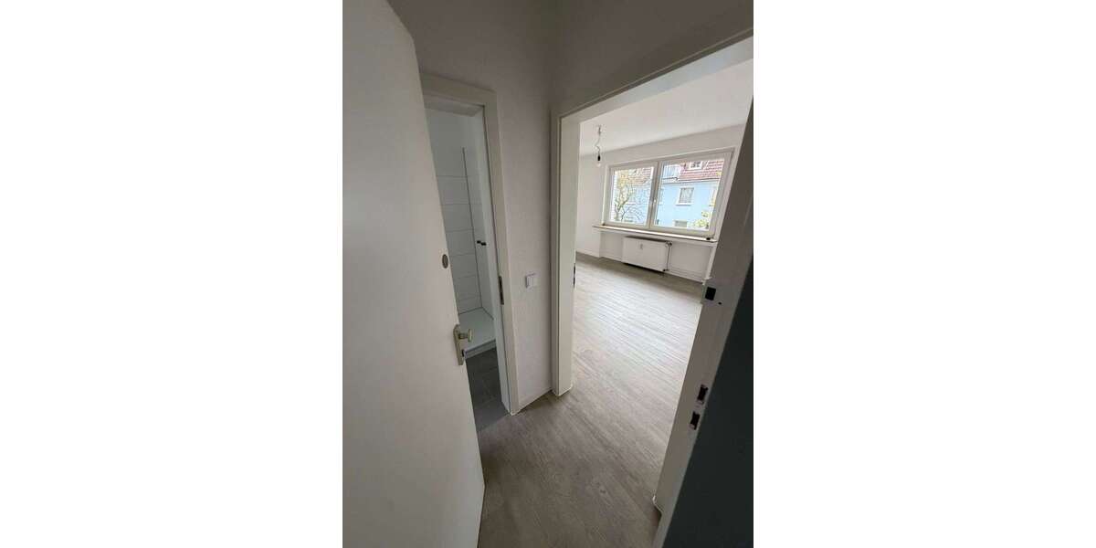 Etagenwohnung Essen Rüttenscheid - 1.5 Zimmer, 26 m&sup2;, 390&euro; | Angebot:25958425