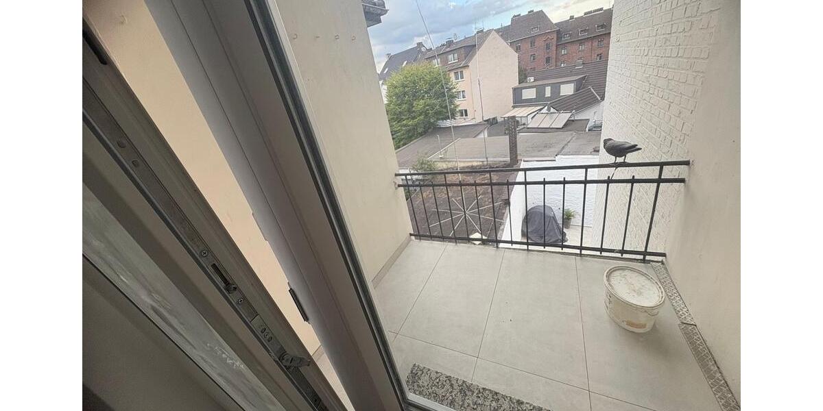 Etagenwohnung Duisburg Hamborn - 4 Zimmer, 118 m&sup2;, 900&euro; | Angebot:25782646