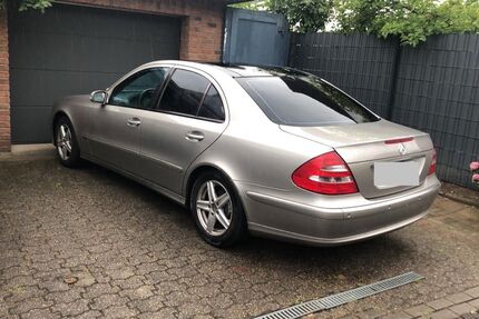 Mercedes-Benz E 280 257.000 km 2.500 &euro; Kamp-Lintfort 47475