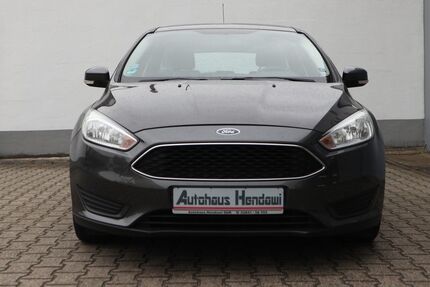 Ford Focus 96.700 km 5.990 &euro; Moers 47443