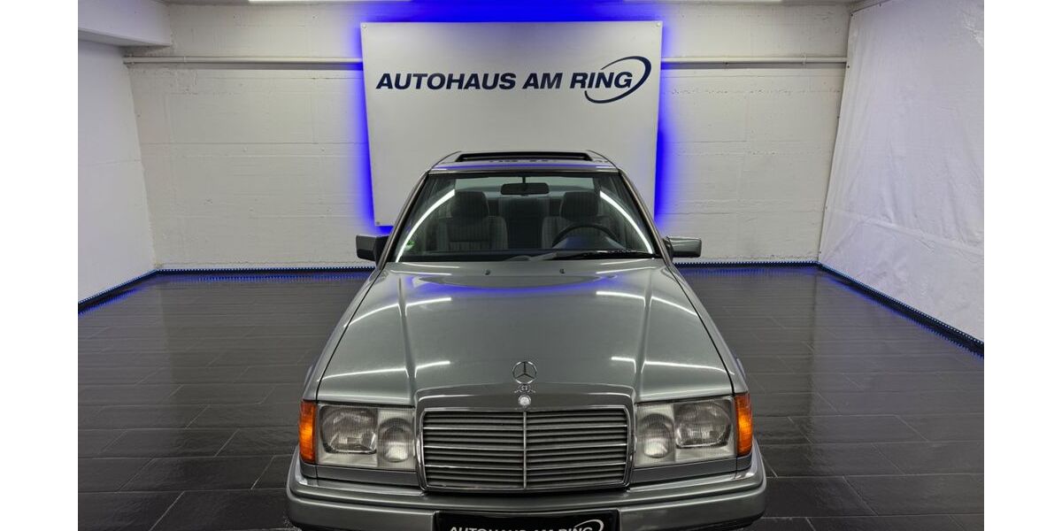 Mercedes-Benz 260 167.962 km 9.999 &euro; Ratingen bei Düsseldorf 40878