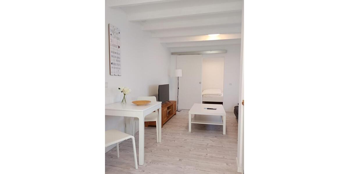 Etagenwohnung Krefeld - 1.5 Zimmer, 30 m&sup2;, 850&euro; | Angebot:25234460