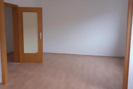 Wohnung Duisburg Mittelmeiderich - 4 Zimmer, 105 m&sup2;, 1.400&euro; | Angebot:25865880