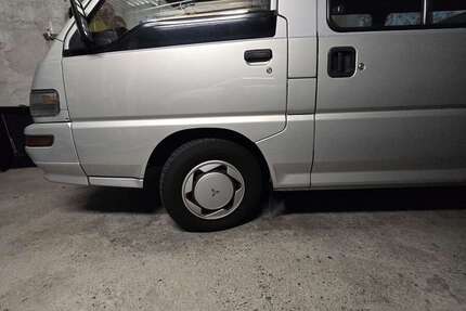 Mitsubishi L300 203.000 km 9.500 &euro; Krefeld 47803