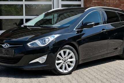 Hyundai i40 213.327 km 5.290 &euro; Düsseldorf 40599