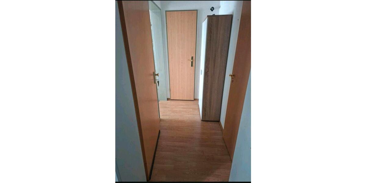 Erdgeschoßwohnung Essen Stadtbezirk VI - 1 Zimmer, 43 m&sup2;, 450&euro; | Angebot:25404233