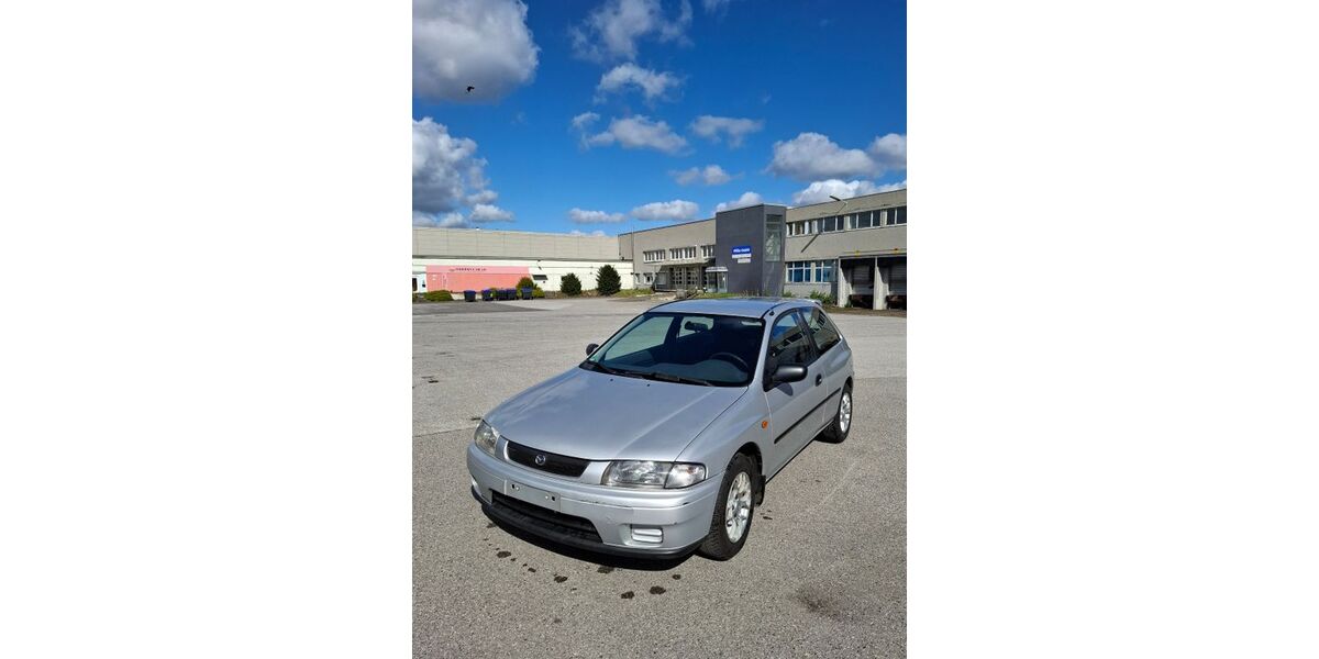 Mazda 323 115.558 km 1.200 &euro; Krefeld 47809