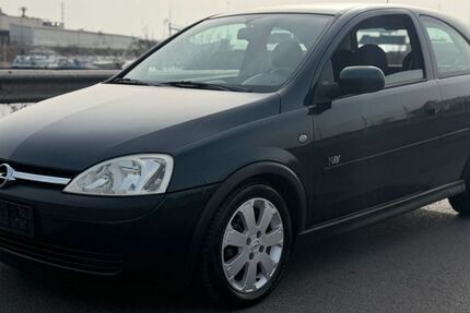 Opel Corsa 41.745 km 2.999 &euro; Duisburg 47138