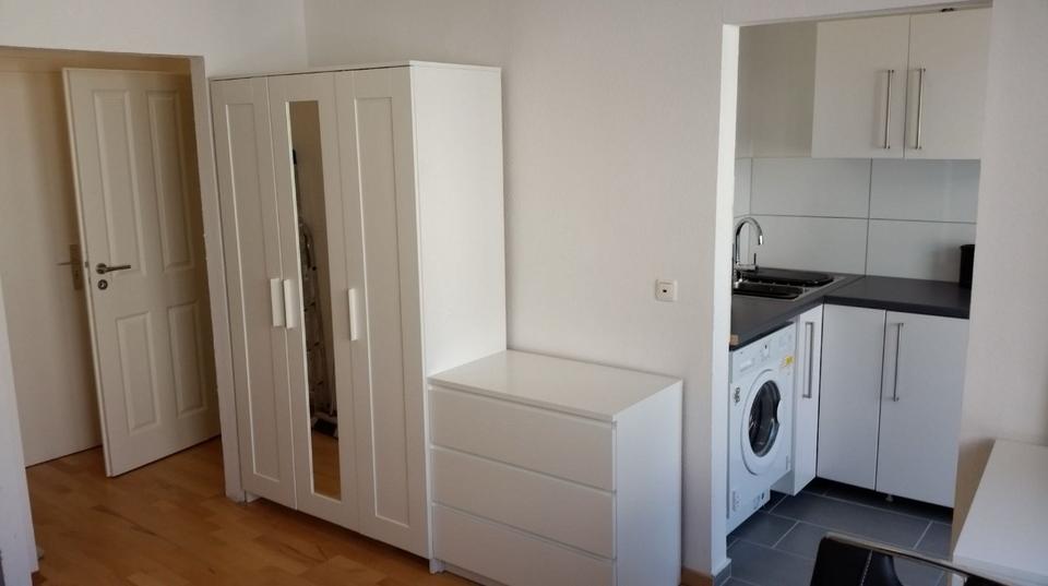 Etagenwohnung Essen Südviertel - 1 Zimmer, 27 m&sup2;, 850&euro; | Angebot:25916574
