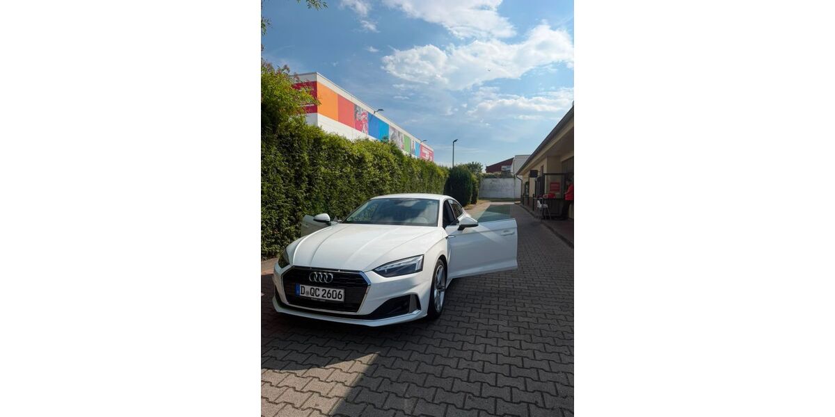 Audi A5 92.000 km 26.400 &euro; Düsseldorf 40595