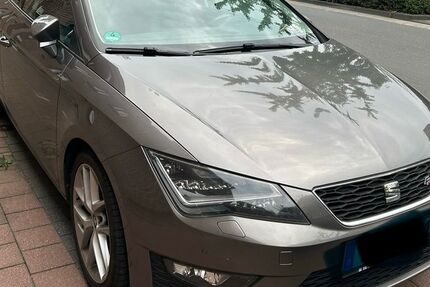 Seat Leon 86.000 km 10.700 &euro; Willich 47877