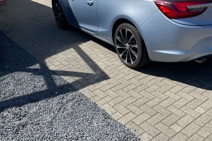 Opel Cascada 163.300 km 8.890 &euro; Krefeld 47804