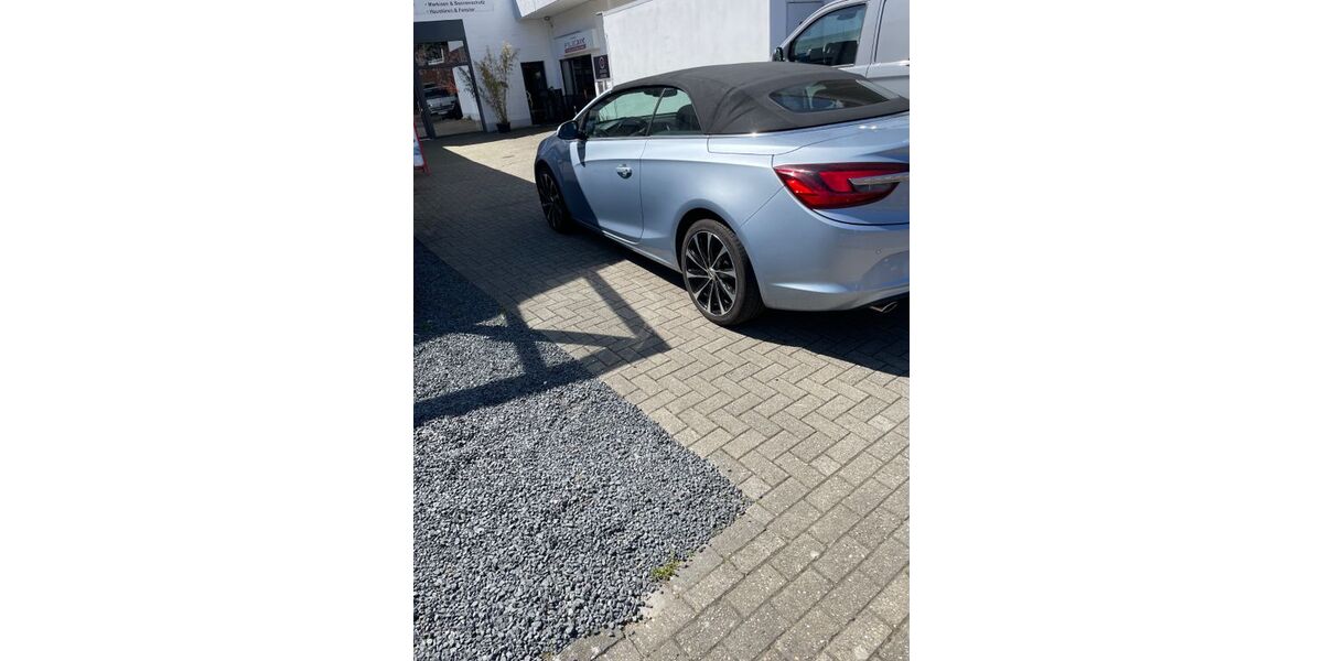 Opel Cascada 163.300 km 8.890 &euro; Krefeld 47804