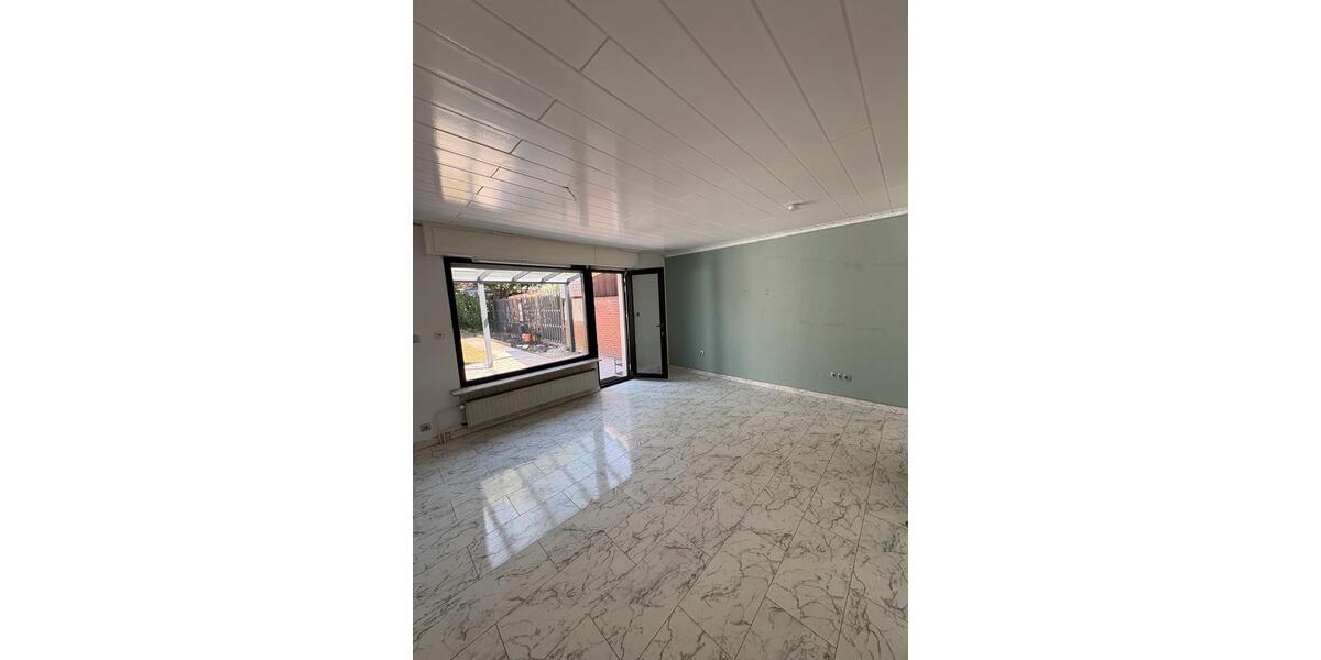 Reihenhaus Duisburg Walsum - 1 Zimmer, 75 m&sup2;, 235.000&euro; | Angebot:27256438