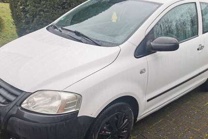 VW Fox 245.000 km 850 &euro; Wesel a Rhein 46485