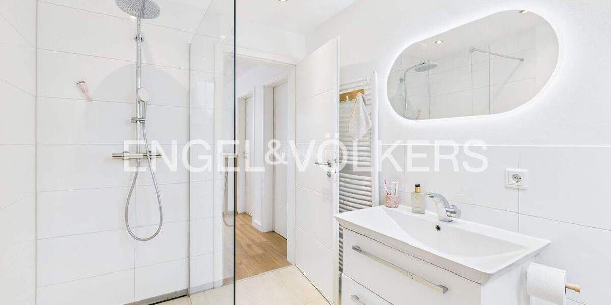 Einfamilienhaus Krefeld Bockum - 8 Zimmer, 290 m&sup2;, 990.000&euro; | Angebot:25749292