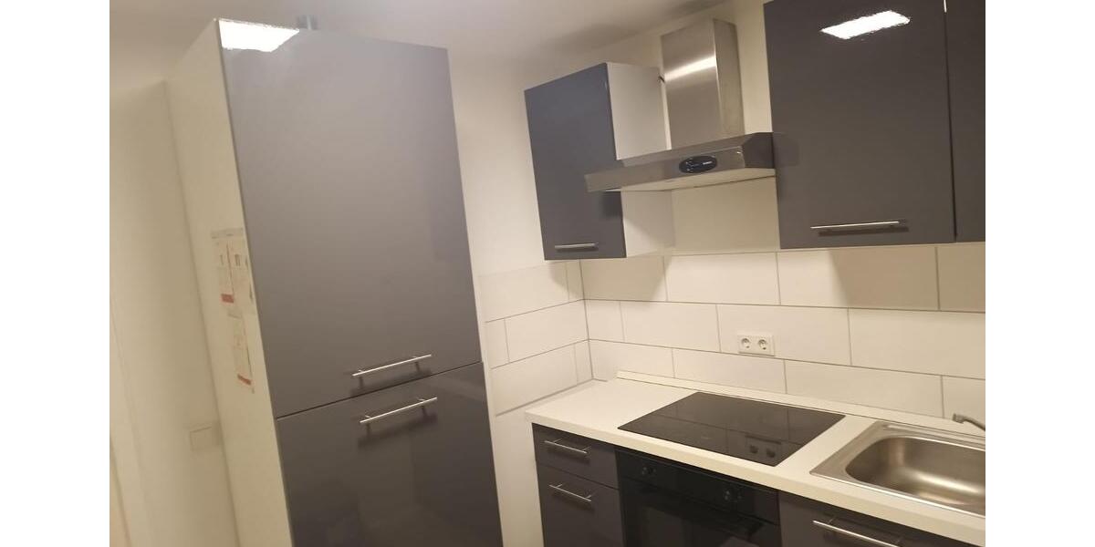 Dachgeschoßwohnung Krefeld - 1 Zimmer, 41 m&sup2;, 600&euro; | Angebot:25968676