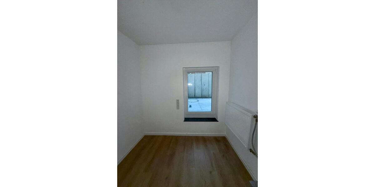 Etagenwohnung Mülheim an der Ruhr Heißen - 1 Zimmer, 70 m&sup2;, 850&euro; | Angebot:25920012