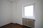 Etagenwohnung Krefeld - 2 Zimmer, 65 m&sup2;, 500&euro; | Angebot:25255768
