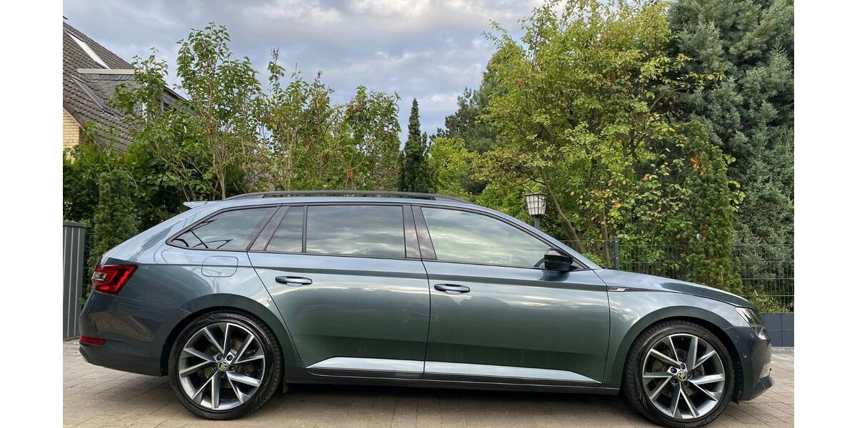 Skoda Superb 118.000 km 22.600 &euro; Krefeld 47803
