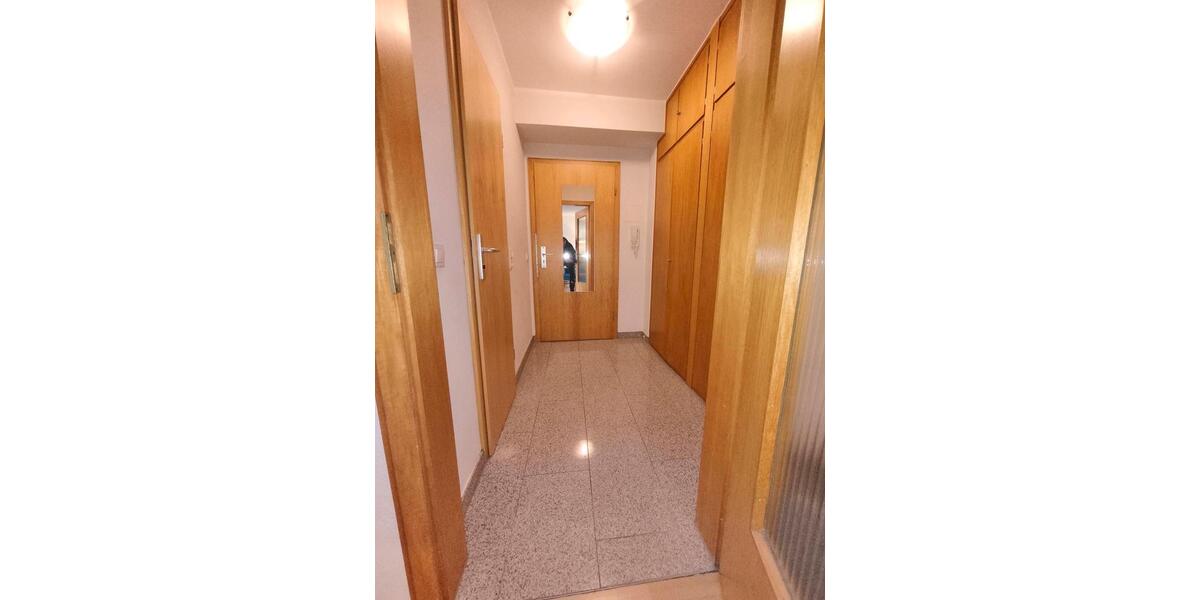 Etagenwohnung Düsseldorf Pempelfort - 1 Zimmer, 36 m&sup2;, 1.200&euro; | Angebot:25047333