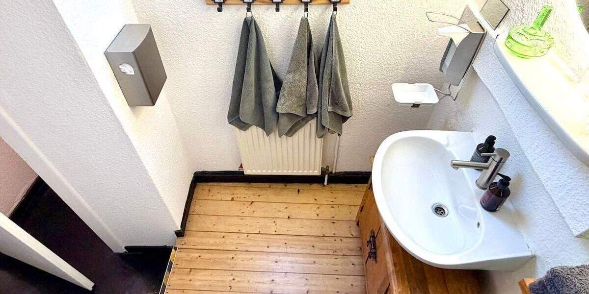 Gewerbeobjekt Krefeld Benrad-Süd - 7 Zimmer, 260 m&sup2;, 1.750&euro; | Angebot:25683381