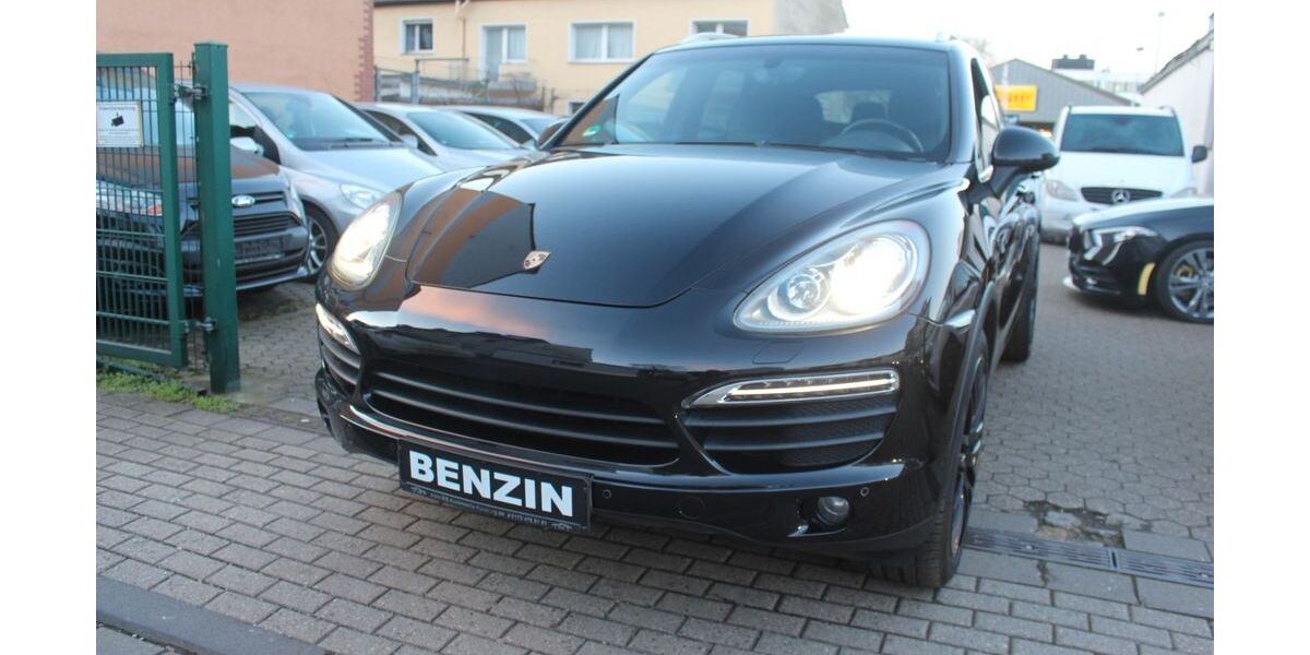 Porsche Cayenne 199.000 km 16.450 &euro; Duisburg 47139