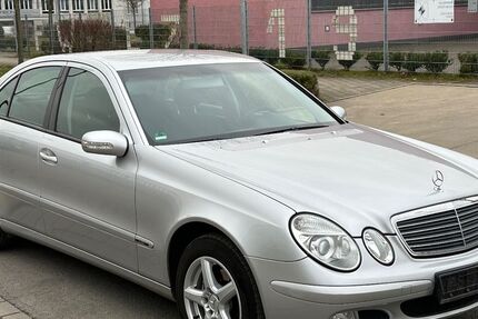 Mercedes-Benz E 200 317.000 km 3.800 &euro; Neuss 41460
