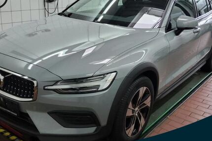 Volvo V60 Cross Country 19.715 km 39.980 &euro; Essen-Kray 45309