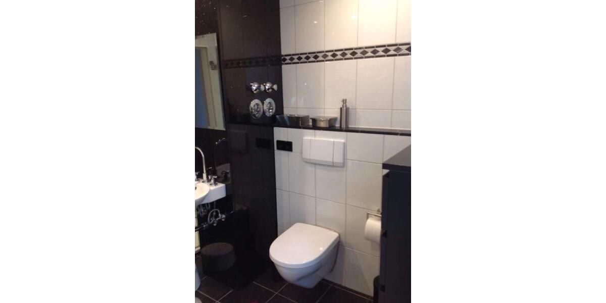 Etagenwohnung Dinslaken Hiesfeld - 4.5 Zimmer, 93 m&sup2;, 230.000&euro; | Angebot:26754388