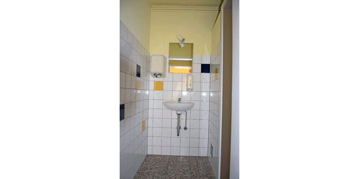 Gewerbeobjekt Nettetal Hinsbeck - 3 Zimmer, 81 m&sup2;, 650&euro; | Angebot:25696824