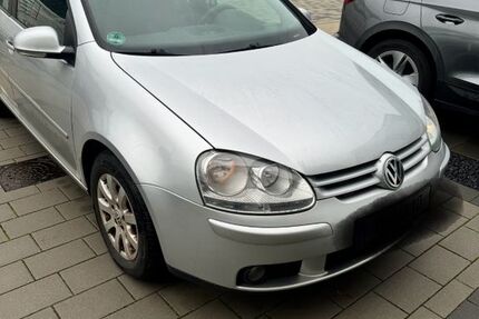VW Golf 320.000 km 2.999 &euro; Tönisvorst 47918