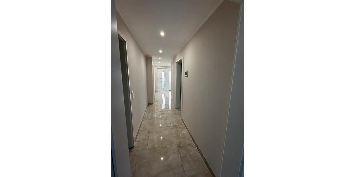 Einfamilienhaus Essen Stadtbezirk VI - 3 Zimmer, 99 m&sup2;, 1.495&euro; | Angebot:25871394