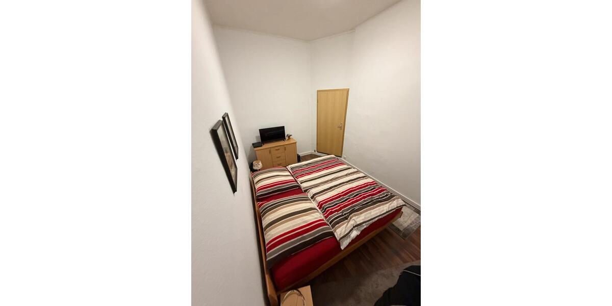 Erdgeschoßwohnung Oberhausen - 3.5 Zimmer, 95 m&sup2;, 1.500&euro; | Angebot:25926370