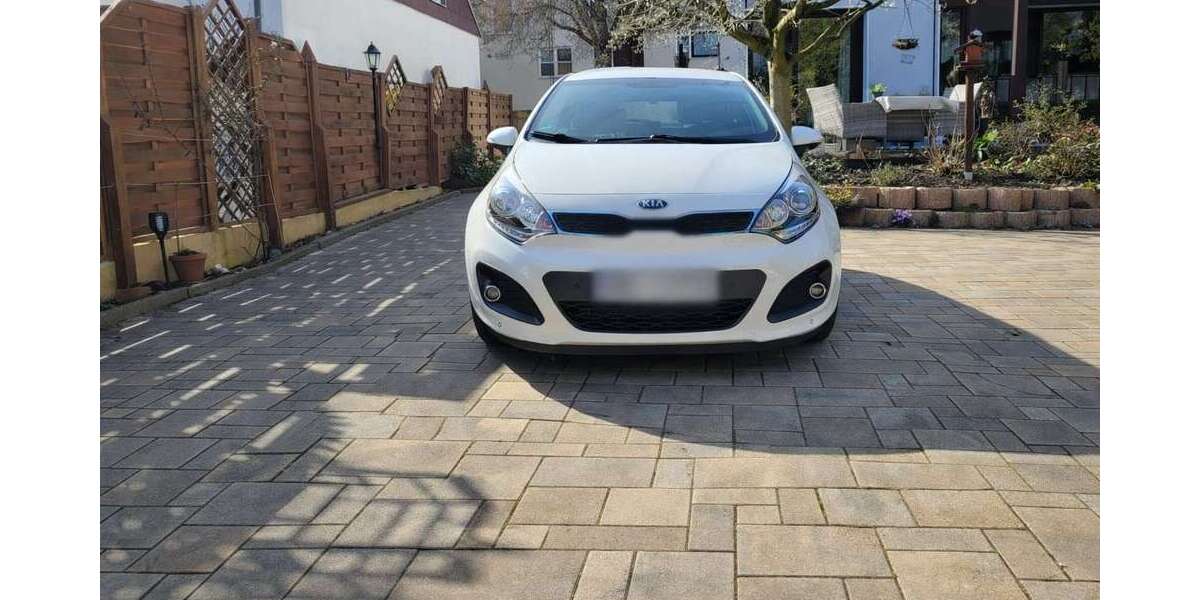 Kia Rio 98.450 km 7.750 &euro; Essen 45355