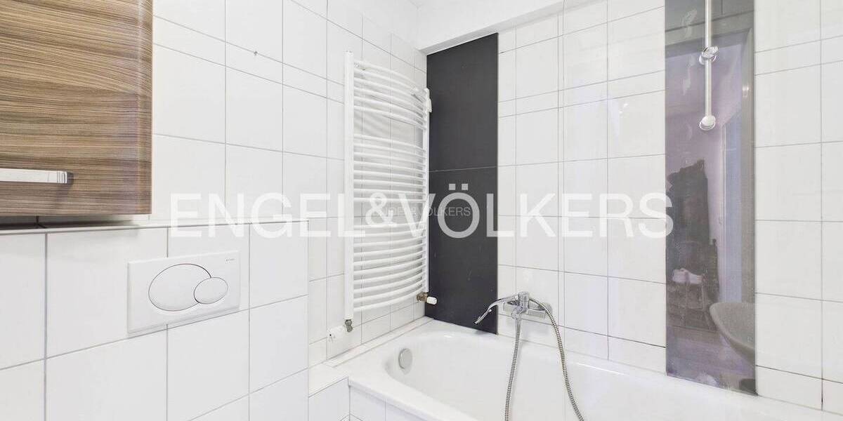 Etagenwohnung Krefeld Cracau - 3 Zimmer, 70 m&sup2;, 135.000&euro; | Angebot:26733785