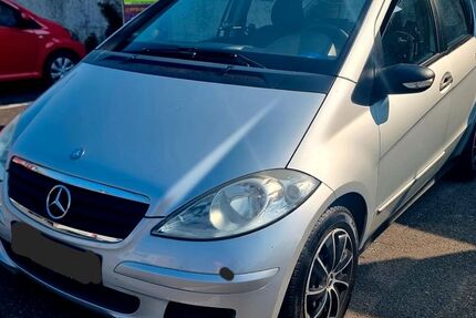 Mercedes-Benz A 150 185.000 km 1.000 &euro; Duisburg 47057