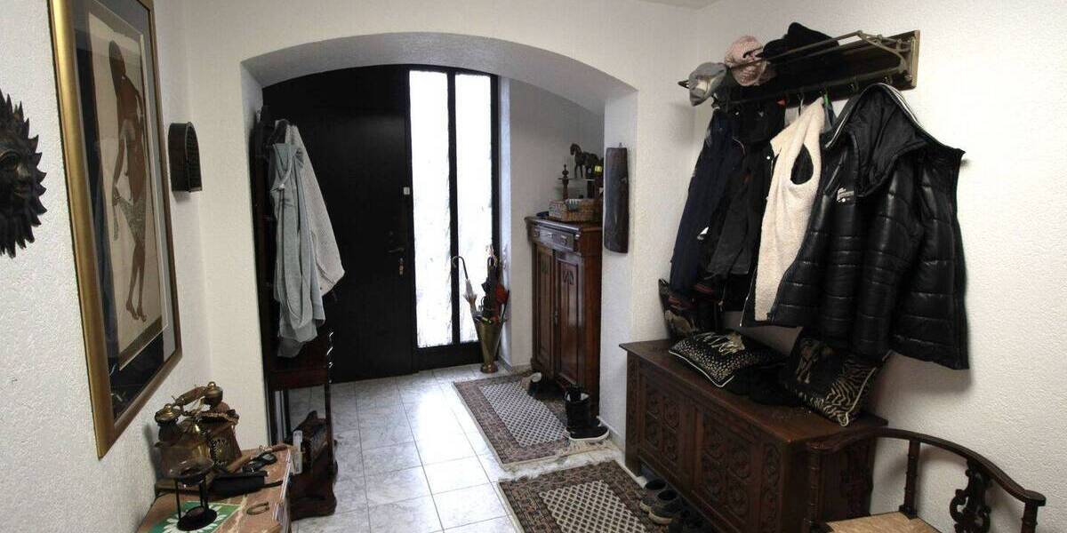 Mehrfamilienhaus, Wohnhaus Düsseldorf Hubbelrath - 7 Zimmer, 237 m&sup2;, 870.000&euro; | Angebot:25727994