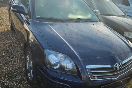 Toyota Avensis 200.000 km 3.680 &euro; Rheinberg 47495
