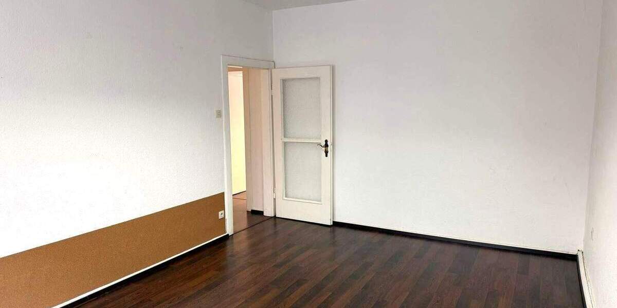 Gewerbeobjekt Düsseldorf Stadtmitte - 4 Zimmer, 87 m&sup2;, 920&euro; | Angebot:25821690