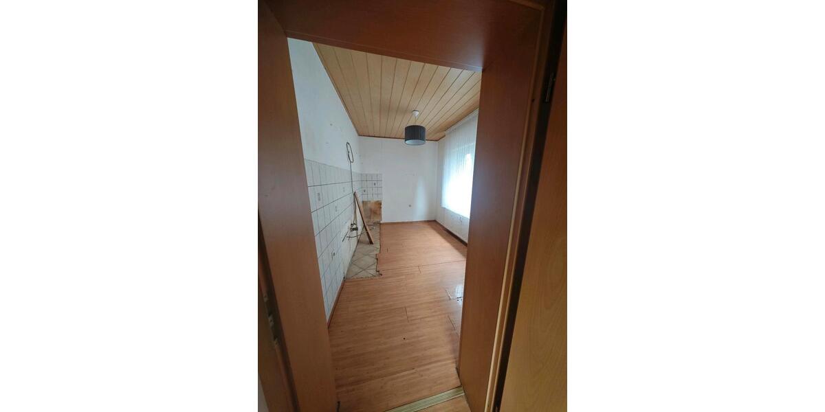 Erdgeschoßwohnung Duisburg Hochheide - 2 Zimmer, 77 m&sup2;, 240.000&euro; | Angebot:26721509