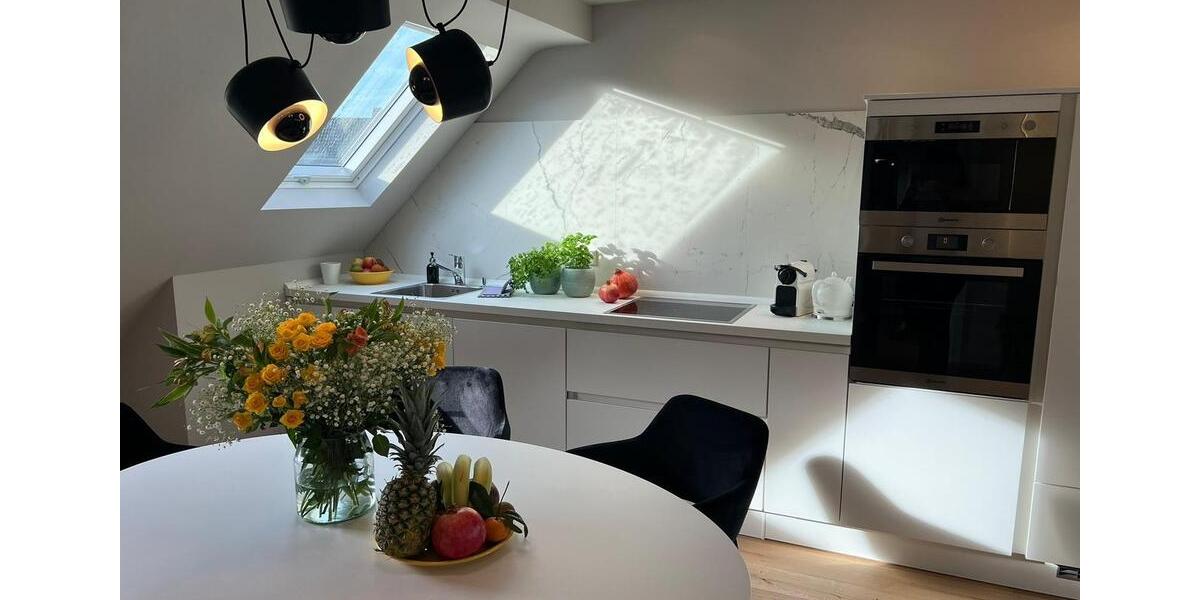 Etagenwohnung Düsseldorf Stadtbezirk 3 - 4 Zimmer, 71 m&sup2;, 1.600&euro; | Angebot:26630920