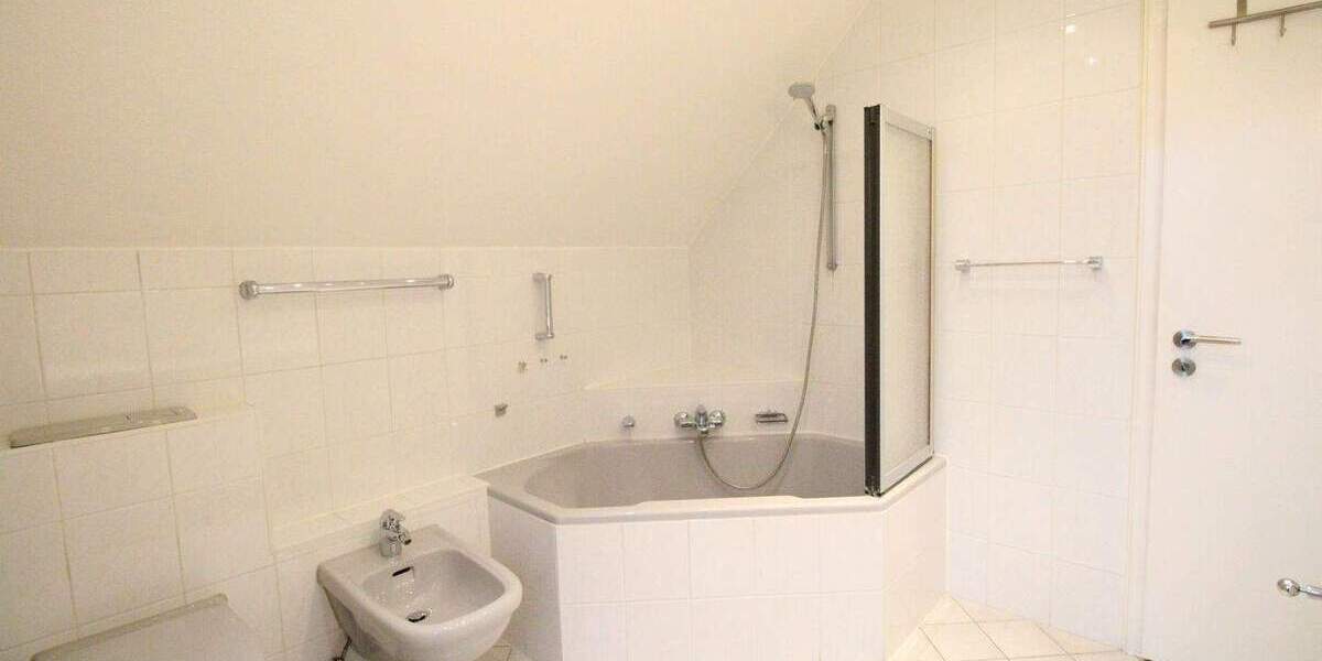 Einfamilienhaus Meerbusch Osterath - 4 Zimmer, 167 m&sup2;, 850.000&euro; | Angebot:25679554