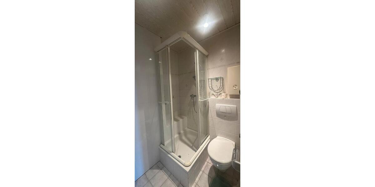 Etagenwohnung Krefeld - 3 Zimmer, 81 m&sup2;, 825&euro; | Angebot:25454195