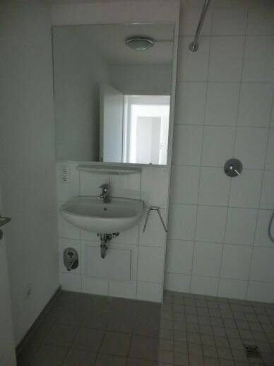 Etagenwohnung Duisburg Hochheide - 2 Zimmer, 68 m&sup2;, 579&euro; | Angebot:25796941