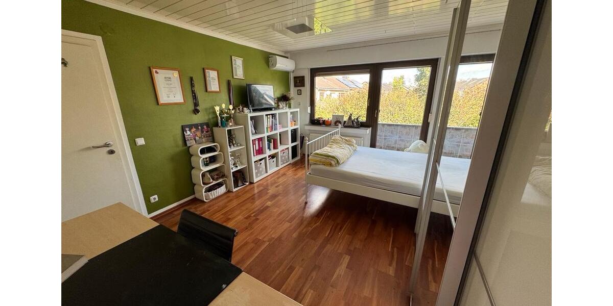 Einfamilienhaus Willich - 5 Zimmer, 430 m&sup2;, 1.900&euro; | Angebot:26645782