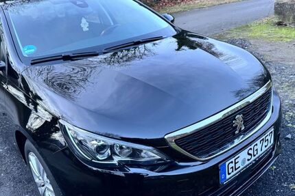 Peugeot 308 155.724 km 10.600 &euro; Gladbeck 45966