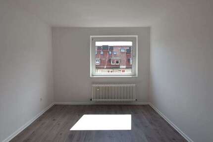 Wohnung Düsseldorf Oberbilk - 2 Zimmer, 62 m&sup2;, 1.095&euro; | Angebot:25780486