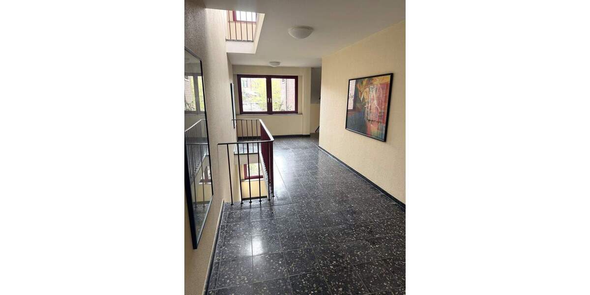 Etagenwohnung Düsseldorf Düsseltal - 2 Zimmer, 74 m&sup2;, 875&euro; | Angebot:25916628